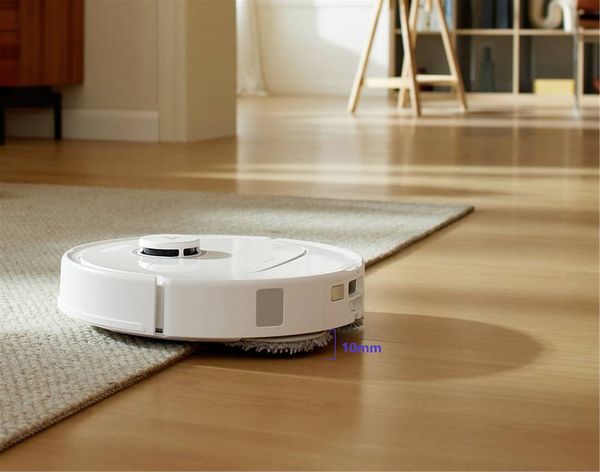 Produktbild: Roborock Qrevo Plus Saug-und Wischroboter Wei&szlig; App gesteuert