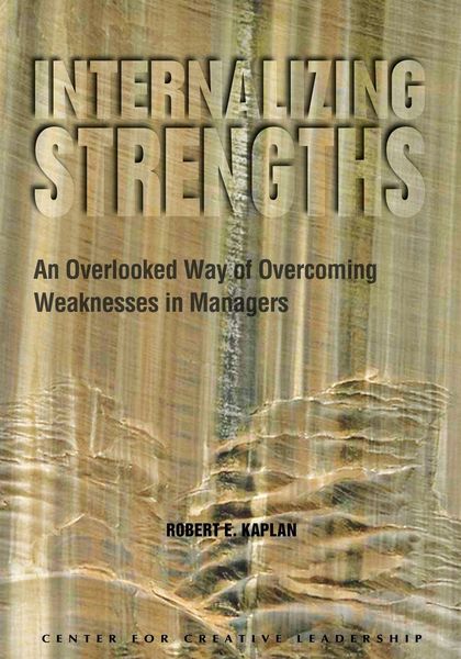 Produktbild: Internalizing Strengths
