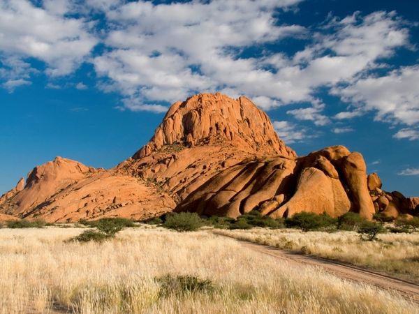 Produktbild: CALVENDO Puzzle Spitzkoppe | 1000 Teile Lege-Gr&ouml;&szlig;e 64x48cm Foto-Puzzle f&uuml;r gl&uuml;ckliche Stunden