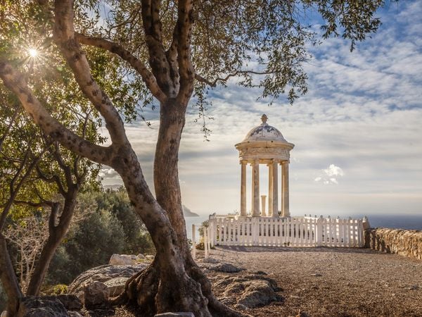 Produktbild: CALVENDO Puzzle Garten von Son Marroig auf Mallorca 1000 Teile Lege-Gr&ouml;&szlig;e 64 x 48 cm Foto-Puzzle Bild von Christian M&uuml;ringer