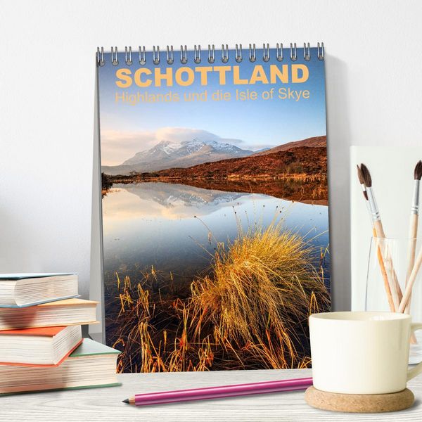 Produktbild: Schottland: Highlands und die Isle of Skye (Tischkalender 2026 DIN A5 hoch), CALVENDO Monatskalender