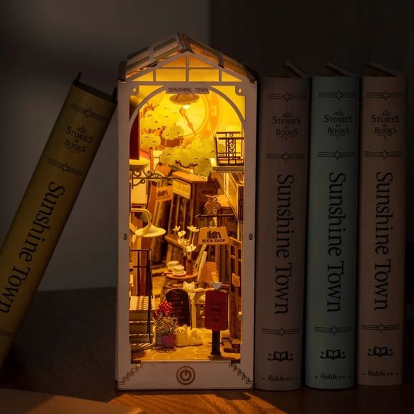 Book Nook DIY Bücherecke Sunshine Town