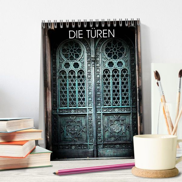 Produktbild: DIE T&Uuml;REN (Tischkalender 2026 DIN A5 hoch), CALVENDO Monatskalender