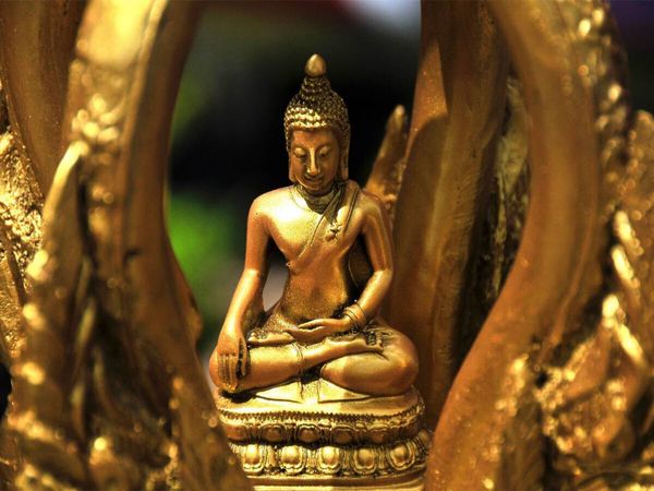 Produktbild: CALVENDO Puzzle Buddhas Glanz | 1000 Teile Lege-Gr&ouml;&szlig;e 64x48cm Foto-Puzzle f&uuml;r gl&uuml;ckliche Stunden