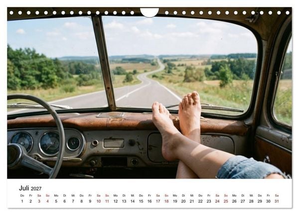 Produktbild: Unten Ohne - Barfu&szlig; durchs Jahr (Wandkalender 2027 DIN A4 quer), CALVENDO Monatskalender