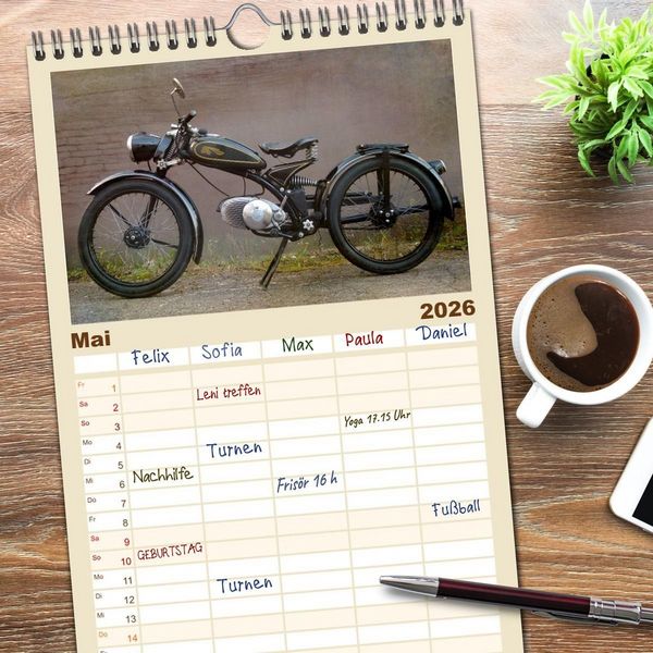 Produktbild: Familienplaner 2026 - Motorrad Oldtimer mit 5 Spalten (Wandkalender, 21 x 45 cm) CALVENDO
