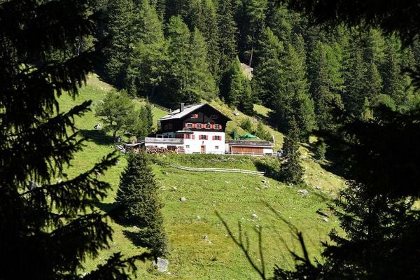 Produktbild: Himmlische H&uuml;tten in Nord-, Ost- und S&uuml;dtirol