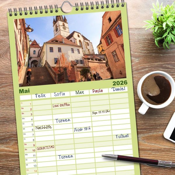 Produktbild: Familienplaner 2026 - Zauberhaftes Sibiu - Die Perle Siebenb&uuml;rgens in Rum&auml;nien mit 5 Spalten (Wandkalender, 21 x 45 cm) CALVENDO