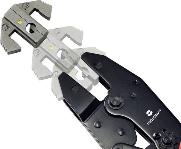 Produktbild: TOOLCRAFT PLE-0A6 Crimp-Eins&auml;tze Isolierte Flachsteckh&uuml;lsen Quetschbereich: 4.0 bis 6.0 mm&sup2; Passend f&uuml;r Marke (Zangen): TOOLCRAFT PZ-500