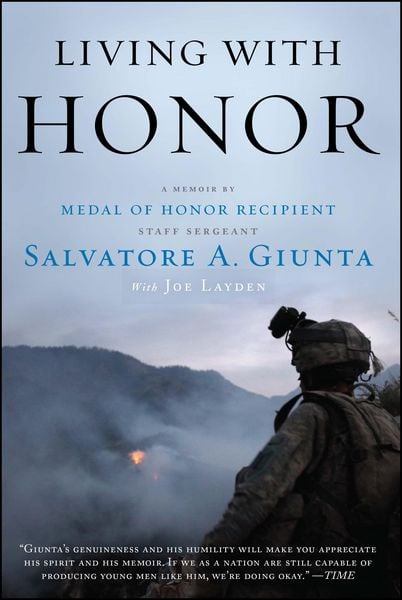 Produktbild: Living with Honor