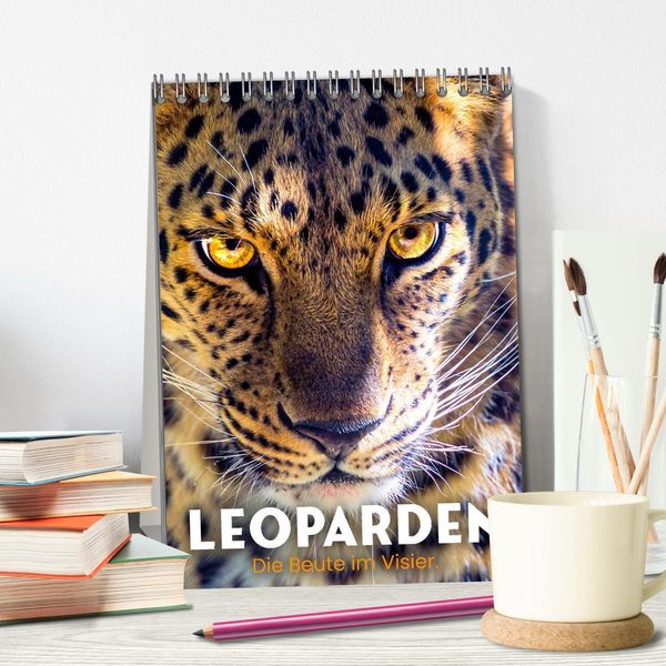 Produktbild: Leoparden - Die Beute im Visier. (Tischkalender 2026 DIN A5 hoch), CALVENDO Monatskalender