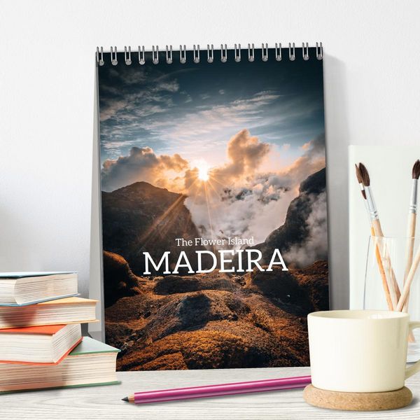 Produktbild: The Flower Island Madeira (Desk Calendar 2026 DIN A5 portrait), CALVENDO 12 Month DeskCalendar