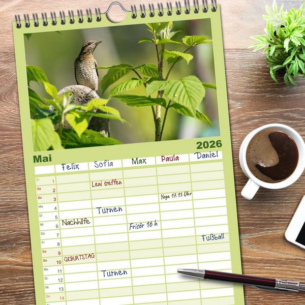 Produktbild: Familienplaner 2026 - Fantastische Vogelwelt Slowenien mit 5 Spalten (Wandkalender, 21 x 45 cm) CALVENDO