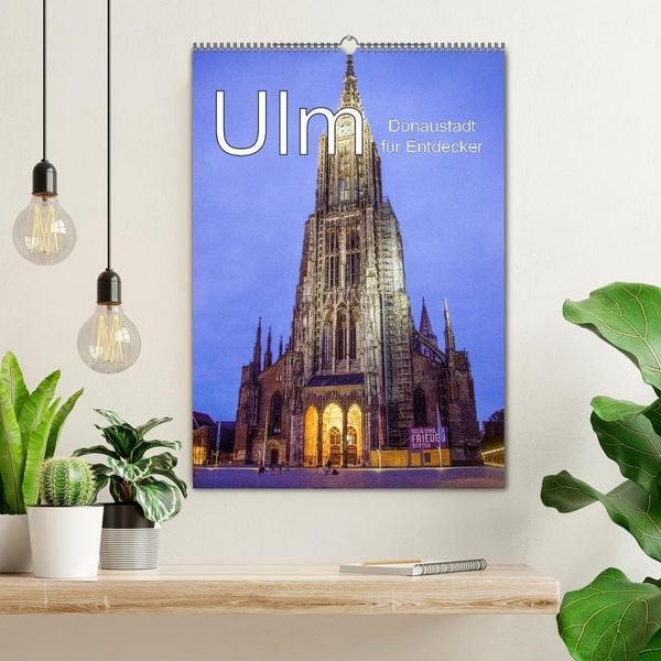 Produktbild: Ulm - Donaustadt f&uuml;r Entdecker (Wandkalender 2026 DIN A2 hoch), CALVENDO Monatskalender