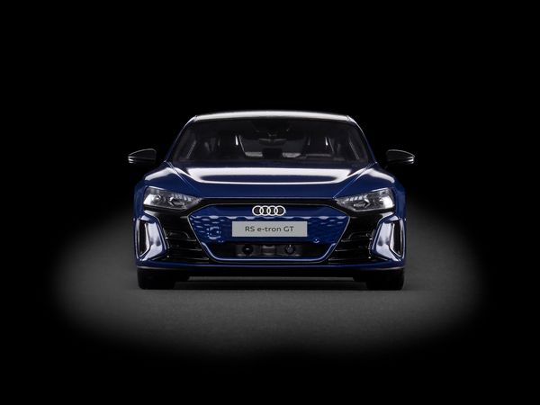 Produktbild: Audi RS e-tron GT (Click System), Revell Bausatz zum Zusammenstecken mehrfarbig