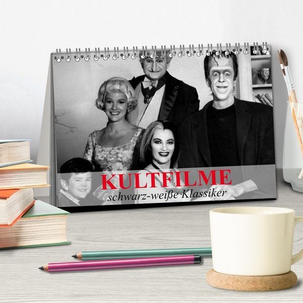 Produktbild: Kultfilme - schwarz-wei&szlig;e Klassiker (Tischkalender 2026 DIN A5 quer), CALVENDO Monatskalender