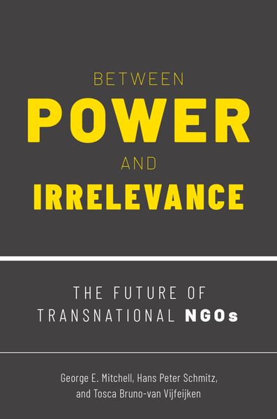 Produktbild: Between Power and Irrelevance