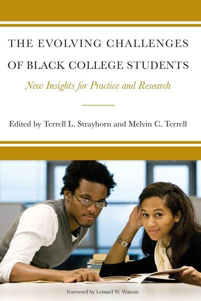 Produktbild: The Evolving Challenges of Black College Students