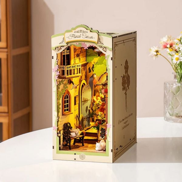 Produktbild: Book Nook DIY B&uuml;cherecke  Floral Corner