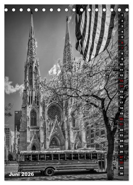 Produktbild: NEW YORK CITY Monochrome Stadtansichten (Tischkalender 2026 DIN A5 hoch), CALVENDO Monatskalender