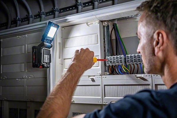 Produktbild: Bosch Professional LED Arbeitsleuchte GLI 18V-800 0601443600