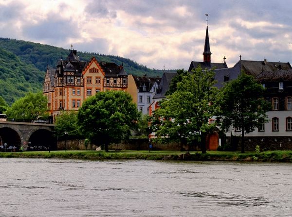 Produktbild: Ein Motiv aus dem Kalender Eine Perle an der Mosel - Bernkastel-Kues (Puzzle)