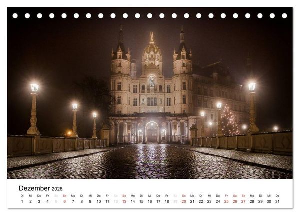 Produktbild: Schweriner M&auml;rchenschloss (Tischkalender 2026 DIN A5 quer), CALVENDO Monatskalender