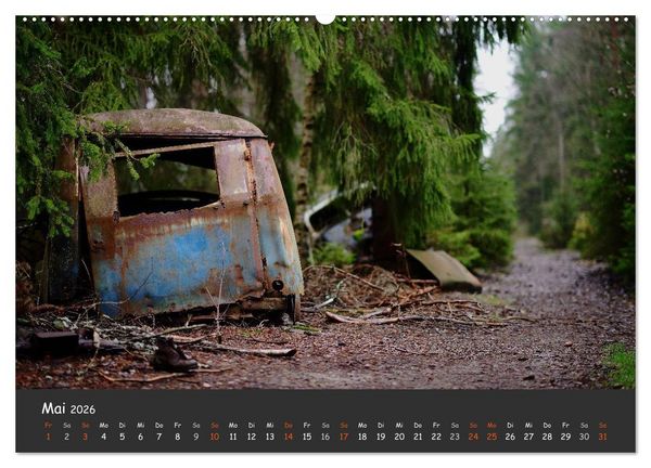 Produktbild: BILKYRKOG&Aring;RDEN Der Autofriedhof im Kyrk&ouml; Mosse (Wandkalender 2026 DIN A2 quer), CALVENDO Monatskalender