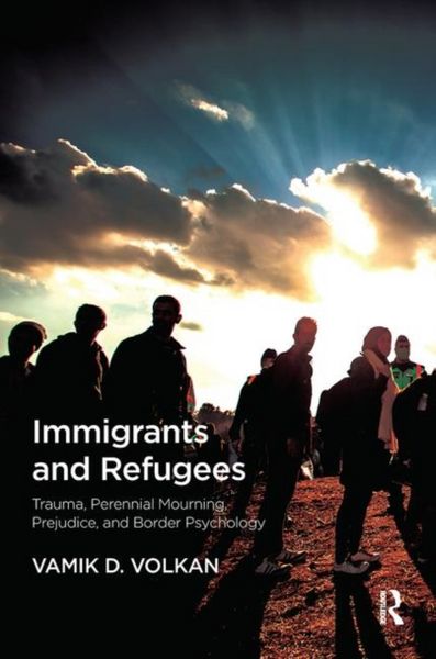 Produktbild: Immigrants and Refugees