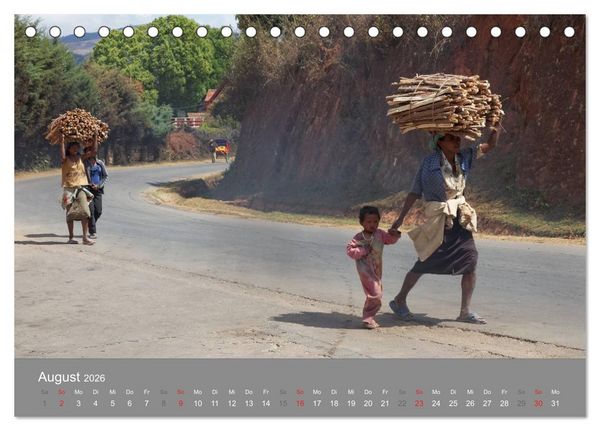 Produktbild: Alltag in Madagaskar (Tischkalender 2026 DIN A5 quer), CALVENDO Monatskalender