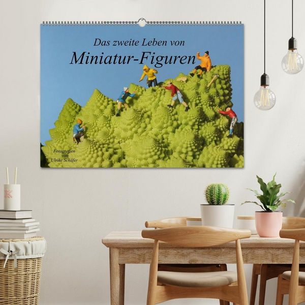 Produktbild: Das zweite Leben von Miniatur-Figuren (Wandkalender 2026 DIN A2 quer), CALVENDO Monatskalender