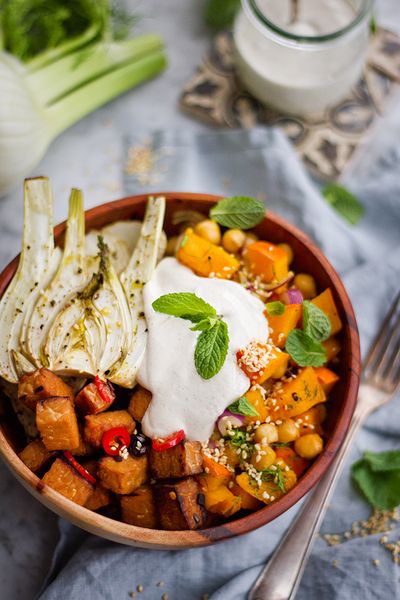 Produktbild: Simply Vegan, Einfach saisonal Kochen