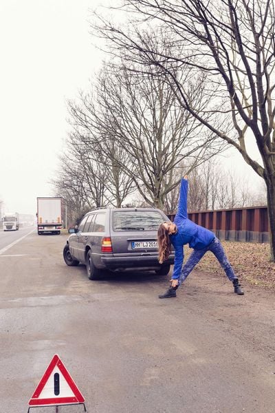 Produktbild: Yoga while you wait