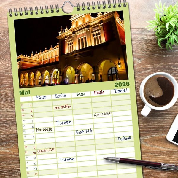 Produktbild: Familienplaner 2026 - Krakau - das polnische Florenz mit 5 Spalten (Wandkalender, 21 x 45 cm) CALVENDO