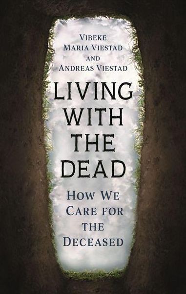 Produktbild: Living with the Dead