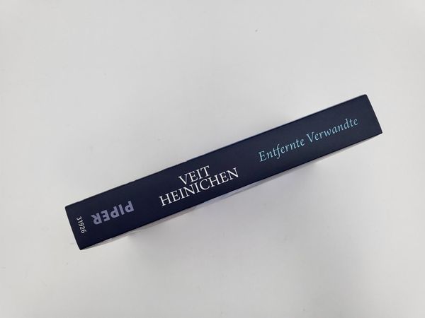 Produktbild: Entfernte Verwandte