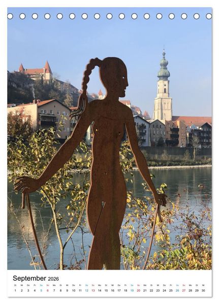Produktbild: Burghausen, eine historische Stadt im Fokus (Tischkalender 2026 DIN A5 hoch), CALVENDO Monatskalender
