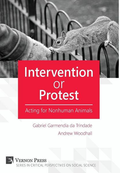 Produktbild: Intervention or Protest