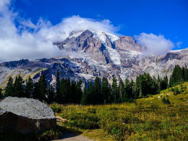 Produktbild: CALVENDO Puzzle Mt Rainier | 1000 Teile Lege-Gr&ouml;&szlig;e 64x48cm Foto-Puzzle f&uuml;r gl&uuml;ckliche Stunden