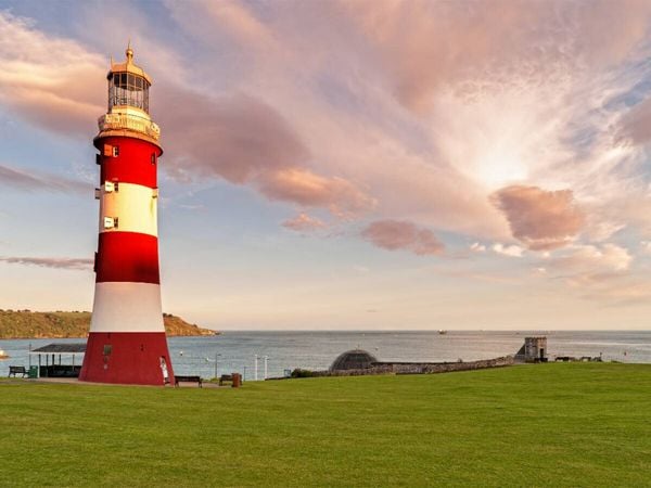 Produktbild: CALVENDO Puzzle Leuchtturm Plymouth | 1000 Teile Lege-Gr&ouml;&szlig;e 64x48cm Foto-Puzzle f&uuml;r gl&uuml;ckliche Stunden