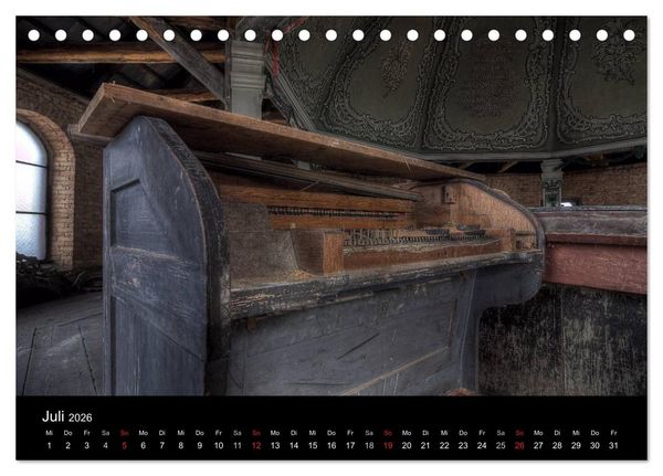 Produktbild: Verlassene Ort - Kirchen (Tischkalender 2026 DIN A5 quer), CALVENDO Monatskalender