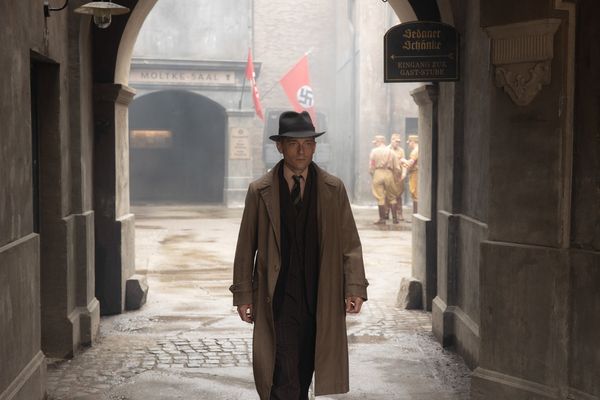 Produktbild: Babylon Berlin - Staffel 4 [3 BRs]