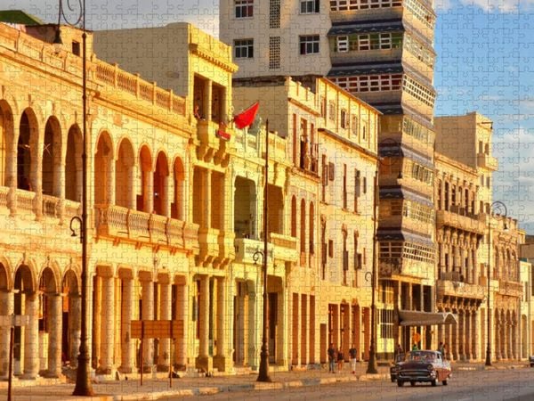 Produktbild: CALVENDO Puzzle Havannas Uferstra&szlig;e Malec&oacute;n mit dem russischen Restaurant NAZDAROVIE | 1000 Teile Lege-Gr&ouml;&szlig;e 64x48cm Foto-Puzzle f&uuml;r gl&uuml;ckliche Stunde
