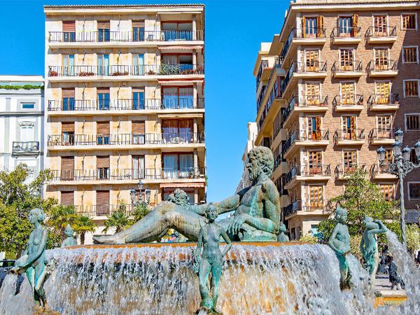 Produktbild: CALVENDO Puzzle Turia-Brunnen | 1000 Teile Lege-Gr&ouml;&szlig;e 64x48cm Foto-Puzzle f&uuml;r gl&uuml;ckliche Stunden
