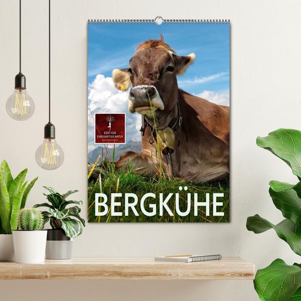 Produktbild: Bergk&uuml;he (Wandkalender 2026 DIN A2 hoch), CALVENDO Monatskalender