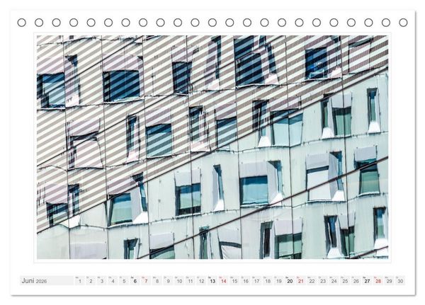 Produktbild: Spiegelnde Fassaden (Tischkalender 2026 DIN A5 quer), CALVENDO Monatskalender