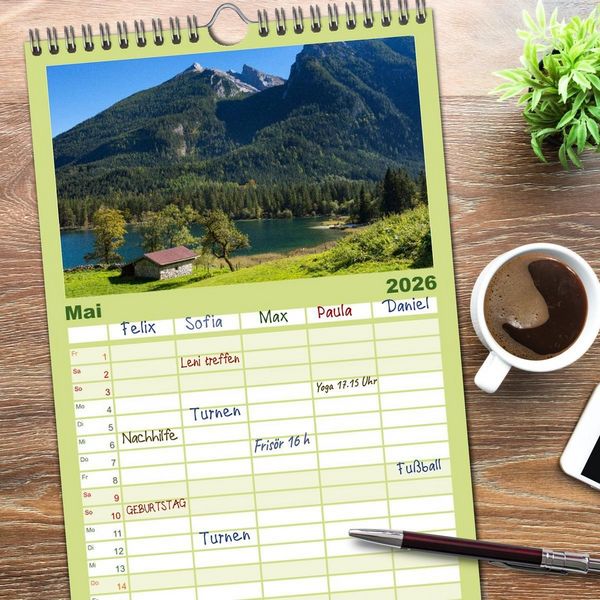 Produktbild: Familienplaner 2026 - Rund um den Hintersee und Zauberwald mit 5 Spalten (Wandkalender, 21 x 45 cm) CALVENDO