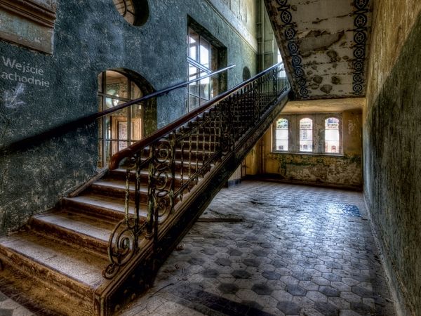 Produktbild: CALVENDO Puzzle Lost Place - Treppe | 1000 Teile Lege-Gr&ouml;&szlig;e 64x48cm Foto-Puzzle f&uuml;r gl&uuml;ckliche Stunden