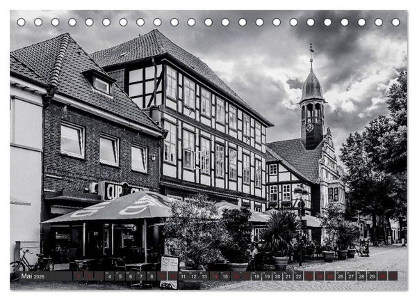 Produktbild: Ein Blick auf Nienburg an der Weser (Tischkalender 2026 DIN A5 quer), CALVENDO Monatskalender