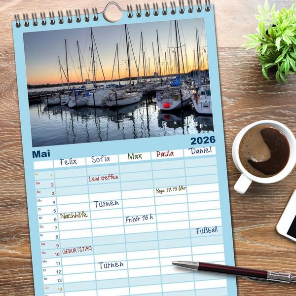 Produktbild: Familienplaner 2026 - Timmendorfer Strand mit 5 Spalten (Wandkalender, 21 x 45 cm) CALVENDO